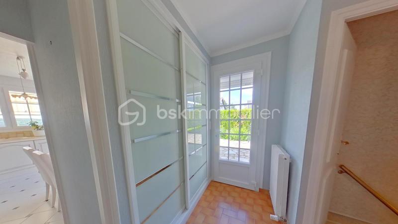 Maison traditionnelle - 140 m² - 5 pièces