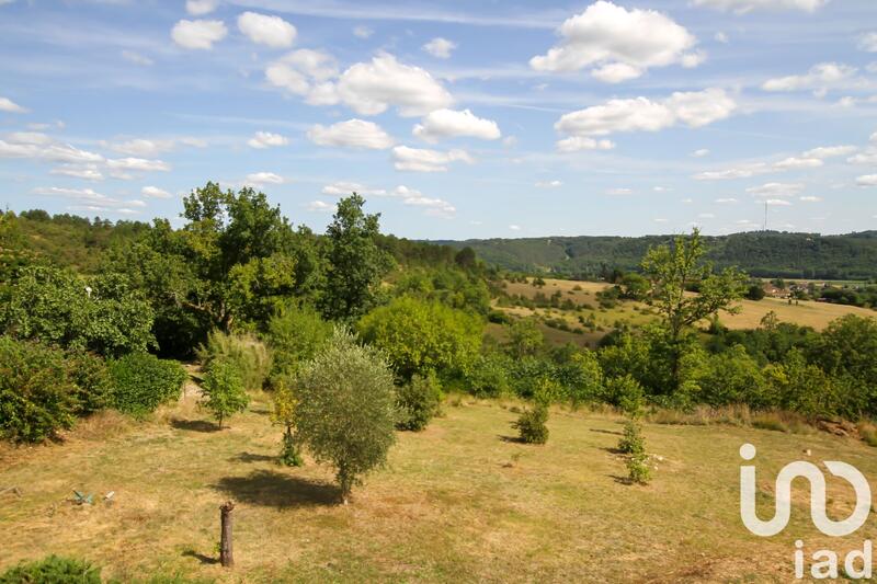 Maison - 440 m² - 13 pièces