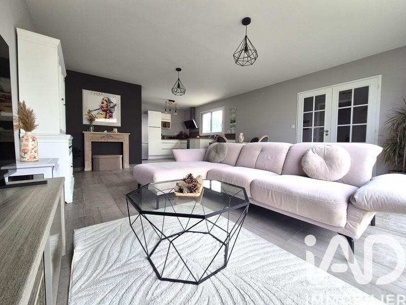 Maison - 95 m² - 5 pièces