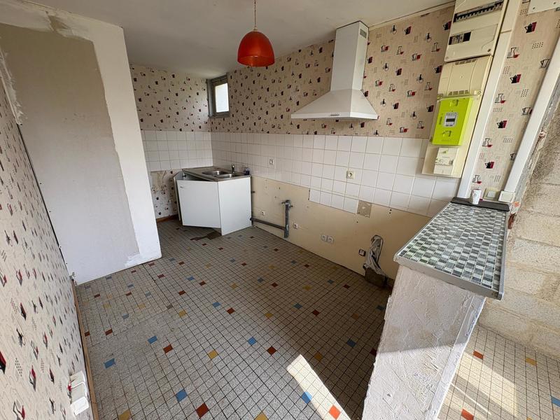 Maison - 90 m² - 4 pièces