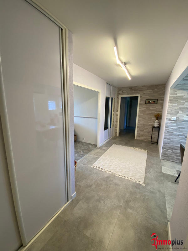 Appartement - 115 m² - 5 pièces