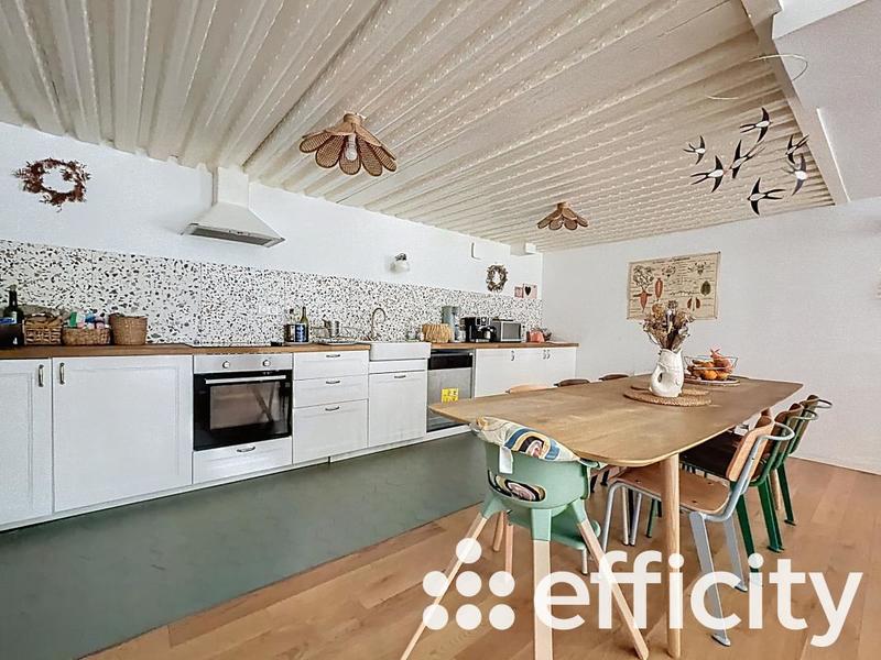 Appartement - 120 m² - 5 pièces