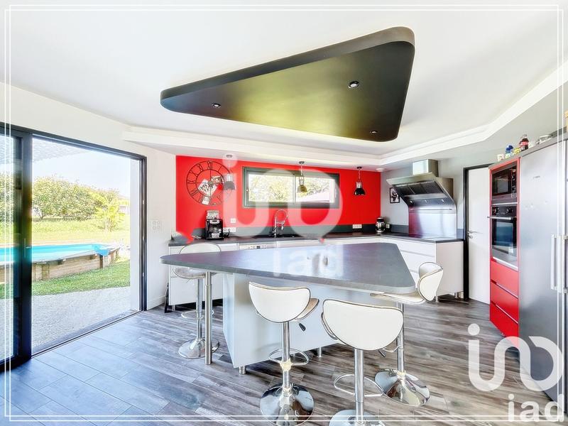 Maison - 162 m² - 6 pièces