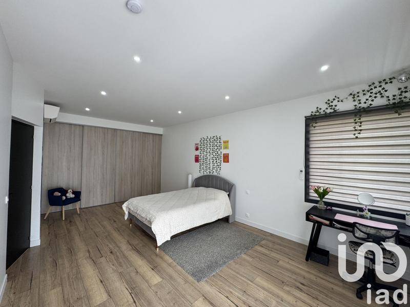 Maison de maîtres - 320 m² - 8 pièces