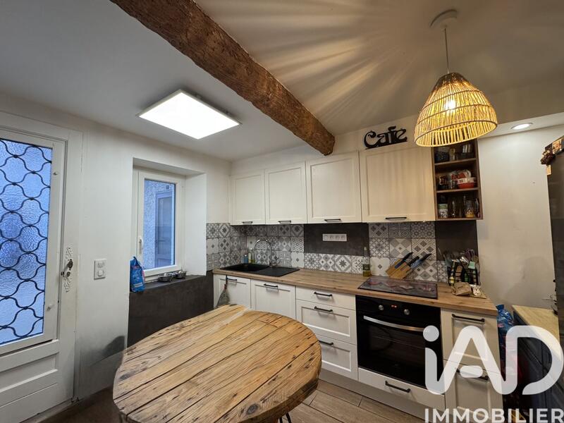 Maison - 90 m² - 5 pièces