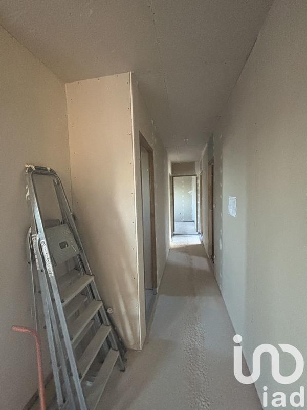 Maison - 99 m² - 4 pièces