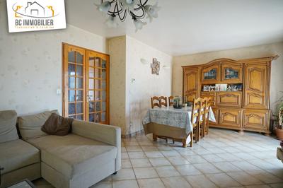 Maison - 143 m² - 8 pièces