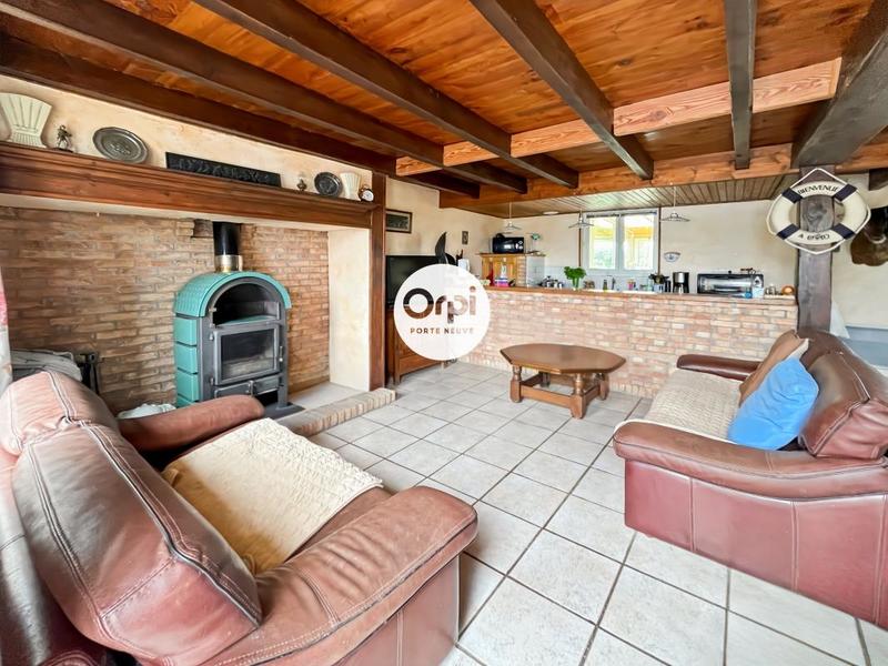 Maison - 97 m² - 3 pièces