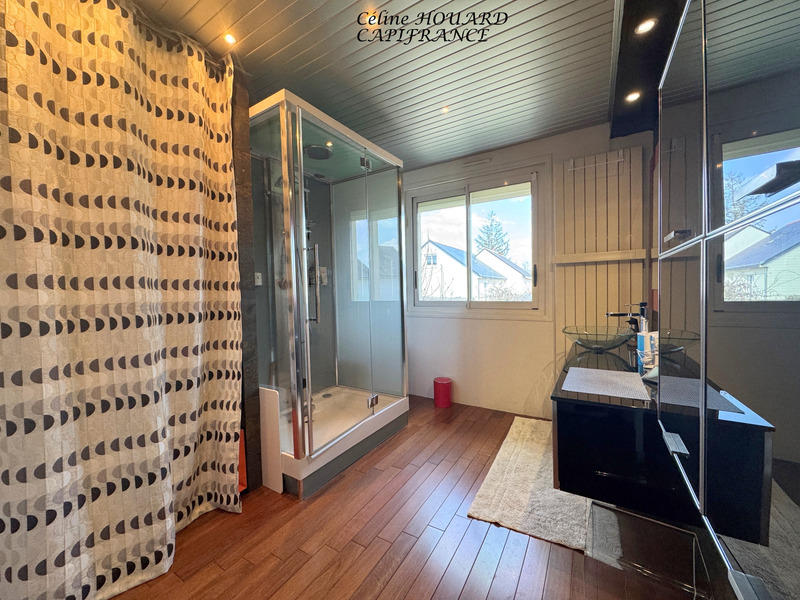 Maison - 146 m² - 7 pièces