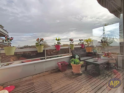 Appartement - 57 m² - 2 pièces