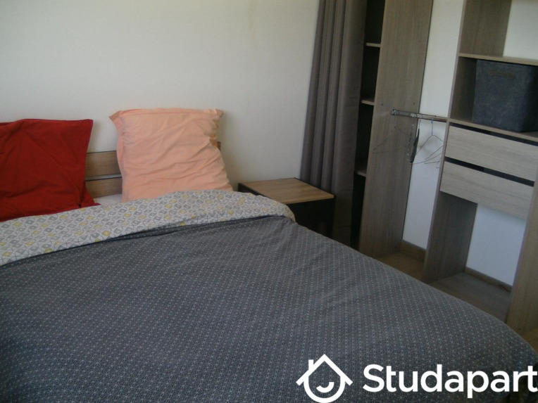 Chambre - 16 m² - 1 pièce