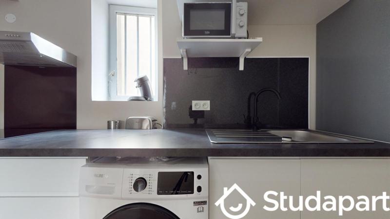 Chambre - 11 m² - 1 pièce