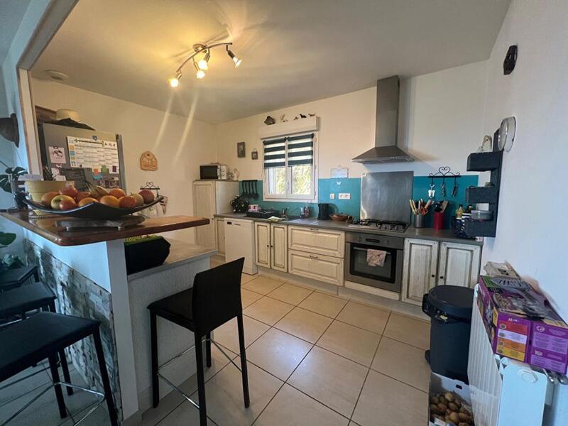 Maison - 96 m² - 5 pièces