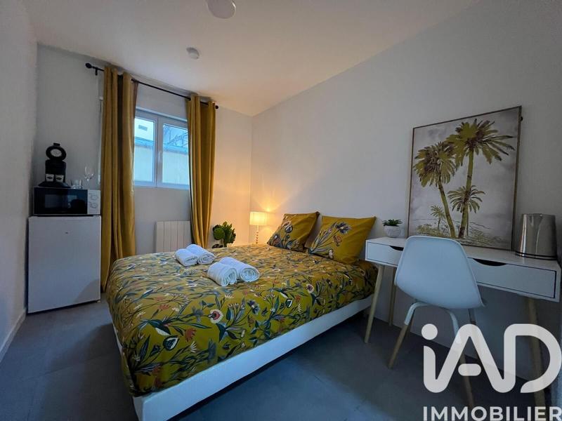 Maison - 230 m² - 12 pièces