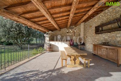 Villa - 153 m² - 6 pièces