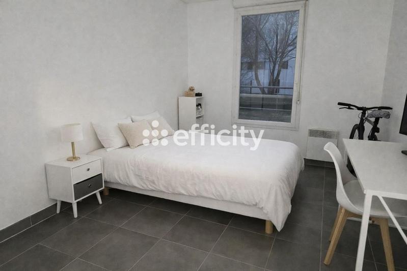 Appartement - 90 m² - 4 pièces