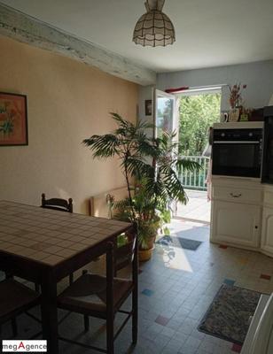 Maison de village - 90 m² - 4 pièces