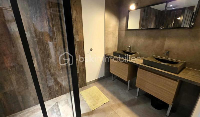 Maison d'architecte - 255 m² - 7 pièces