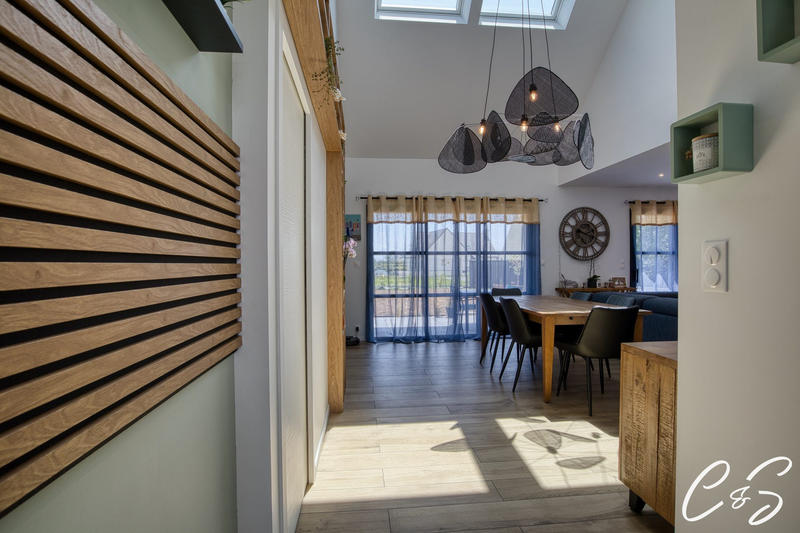 Maison contemporaine - 137 m² - 6 pièces