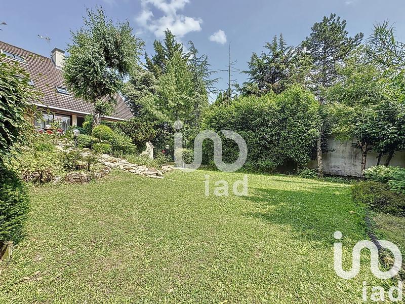 Maison - 200 m² - 10 pièces