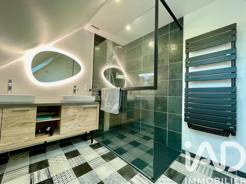 Appartement - 89 m² - 4 pièces