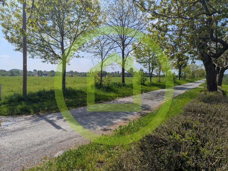 Maison - 331 m² - 11 pièces