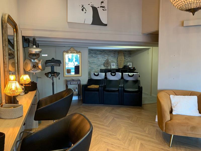 Local commercial - 75 m² - 2 pièces