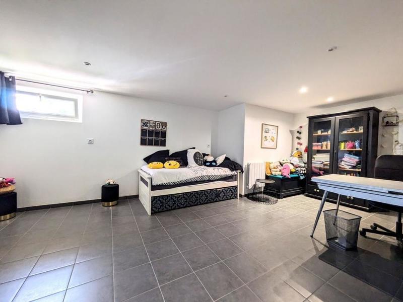 Villa - 100 m² - 6 pièces