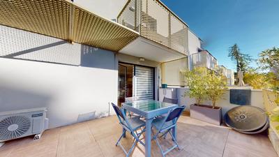 Duplex - 92 m² - 4 pièces