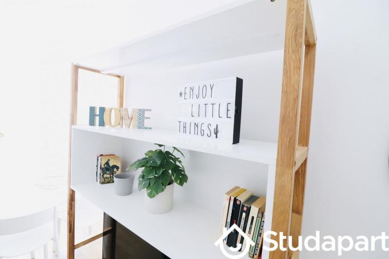 Chambre - 10 m² - 1 pièce