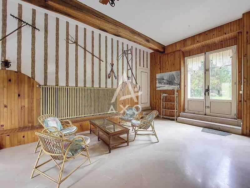 Maison de ville - 210 m² - 9 pièces