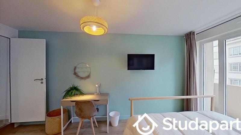 Chambre - 12 m² - 1 pièce