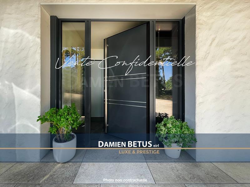 Maison - 264 m² - 7 pièces