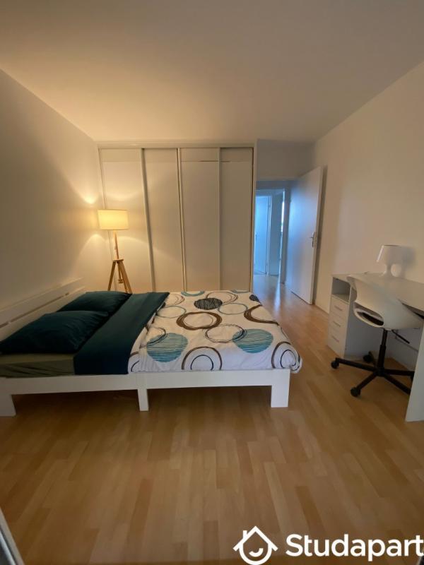Chambre - 12 m² - 1 pièce