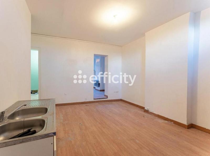 Immeuble - 285 m² - 12 pièces
