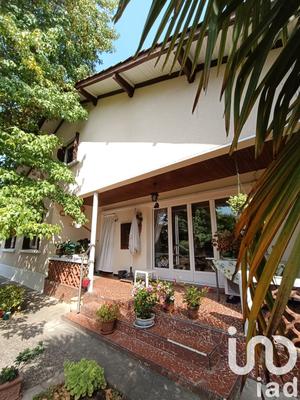 Maison - 163 m² - 6 pièces