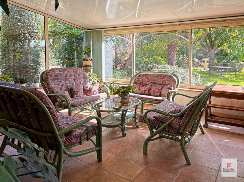 Maison - 248 m² - 8 pièces