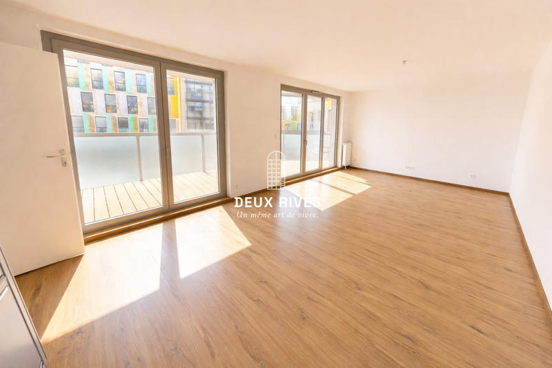 Appartement - 86 m² - 4 pièces