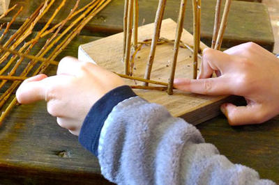Ateliers tressage : de l'osier au panier