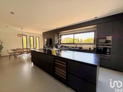 Maison - 314 m² - 6 pièces