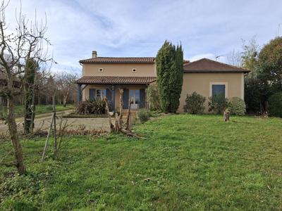 Maison traditionnelle - 135 m² - 5 pièces