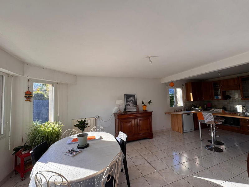 Maison - 125 m² - 5 pièces