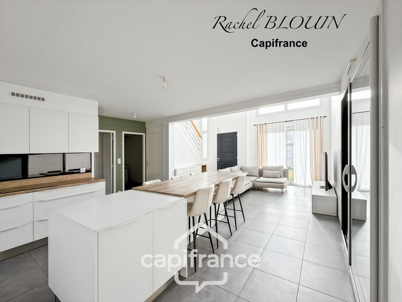 Maison - 104 m² - 5 pièces