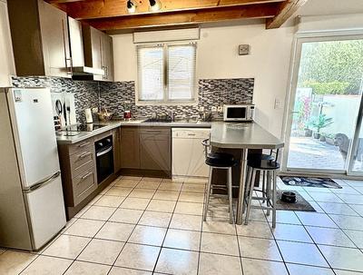 Maison - 74 m² - 4 pièces