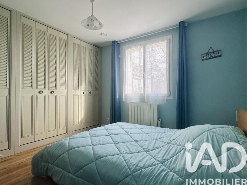 Maison - 207 m² - 9 pièces