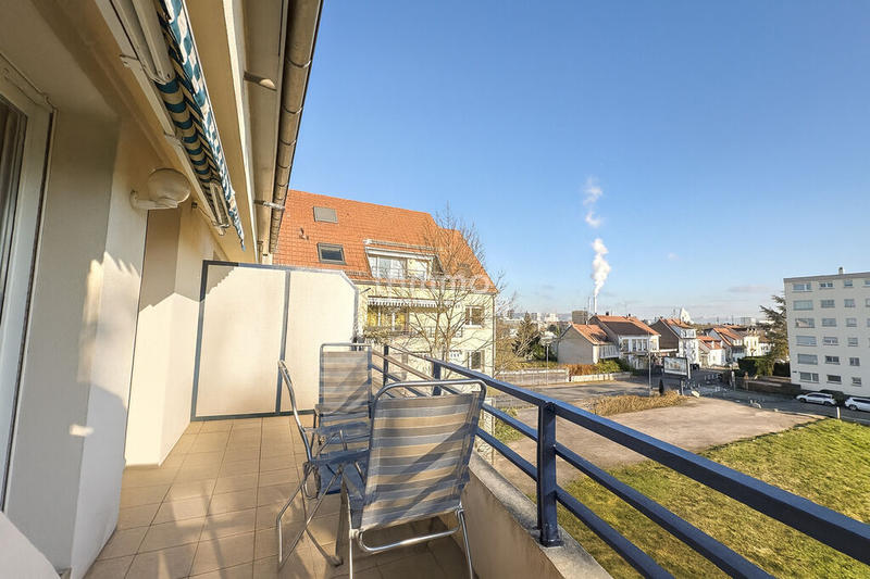 Appartement - 80 m² - 4 pièces