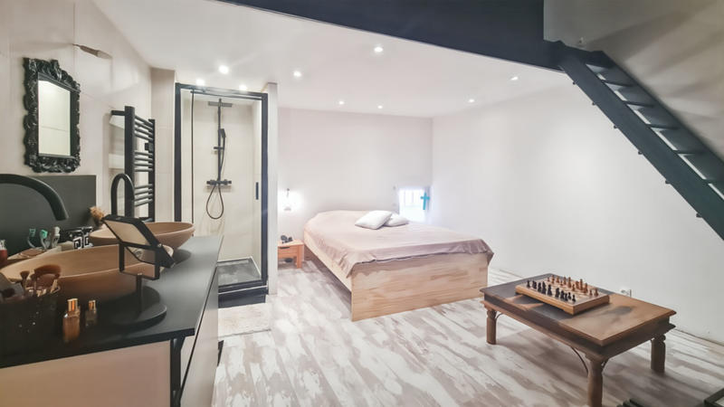 Maison - 96 m² - 5 pièces