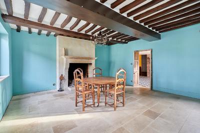 Maison - 215 m² - 9 pièces