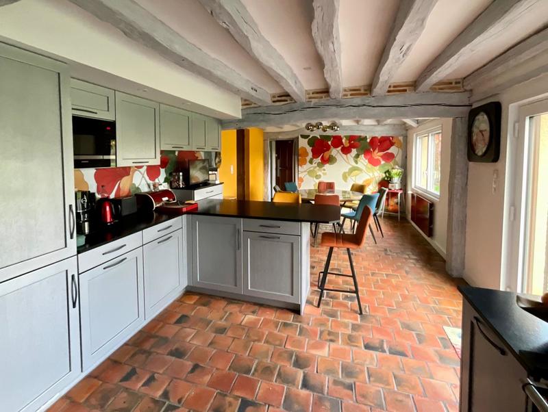 Maison - 800 m² - 24 pièces