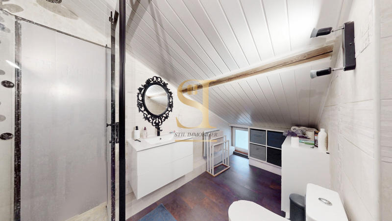 Maison - 96 m² - 6 pièces